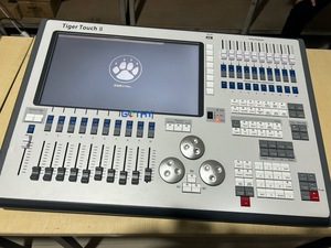 คอนโซลควบคุมไฟ <span class=keywords><strong>Tiger</strong></span> Touch Light Mixer Titan DMX 512 สำหรับควบคุมไฟเวที <span class=keywords><strong>tiger</strong></span> <span class=keywords><strong>2</strong></span> - Product Image 6