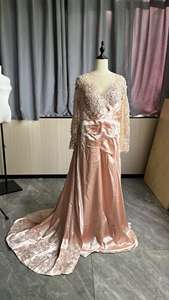 Vestidos de Noche de Lujo con Brillantina Estilo Dubái Brillante Corte Sirena con Abertura Lateral Manga Larga Arabia 2025 Naranja para Fiesta Graduación - Product Image 4