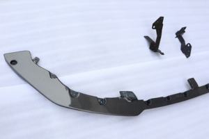 Lèvre avant en fibre de carbone véritable de haute qualité, pare-chocs avant pour <span class=keywords><strong>BMW</strong></span> F80 M3 <span class=keywords><strong>F82</strong></span> F83 <span class=keywords><strong>M4</strong></span> style <span class=keywords><strong>CS</strong></span> - Product Image 5