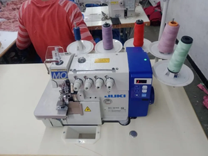 <span class=keywords><strong>Machine</strong></span> à <span class=keywords><strong>coudre</strong></span> industrielle à surjet 5 fils Jukis Mo-6816s avec moteur à entraînement direct - Product Image 1