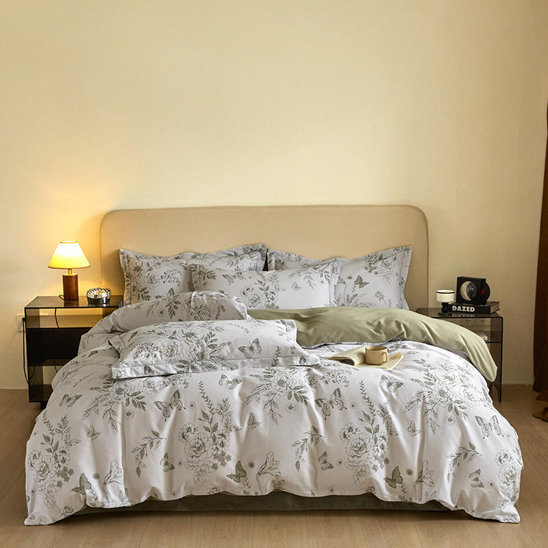 168003ลอยและสวยงาม