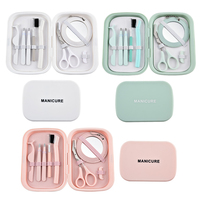 Nouveau style 2026 – Kit de toilettage personnel de voyage 7 pièces, ensemble de manucure pour maquillage, outil de beauté avec logo personnalisé et miroir portable