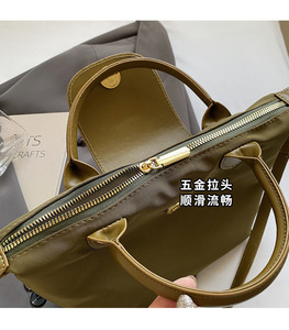 <span class=keywords><strong>Sac</strong></span> fourre-tout en nylon <span class=keywords><strong>vert</strong></span> olive pour femmes, <span class=keywords><strong>sac</strong></span> à <span class=keywords><strong>main</strong></span> imperméable avec finitions en cuir, <span class=keywords><strong>sac</strong></span> à bandoulière détachable pour femmes - Product Image 3
