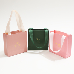 Bolsa de Papel de Regalo para Joyería, Ecológica, de Lujo, Rosa y Verde, con Logotipo Personalizado, con Cordón, Laminada, Reciclada - Product Image 1