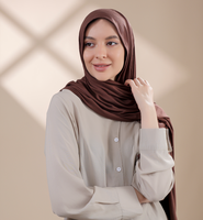 Voile Hijab Sportif Instantané en Jersey de Coton Extensible Prêt-à-Porter pour Femmes Musulmanes, avec Bonnet Intérieur Assorti – Vente en Gros de Haute Qualité