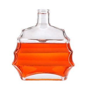 Bouteille en verre vide de 700 ml 750 ml pour XO Brandy <span class=keywords><strong>Cognac</strong></span>, carafe à spiritueux incurvée et plate haut de gamme pour Whisky Vodka <span class=keywords><strong>Liqueur</strong></span> avec bouchon - Product Image 1