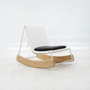 Sillón Reclinable de Madera con Base Oscilante, Minimalista, para Dormitorio o Sala de Estar, Mueble de Lujo - Product Image 4