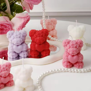 Bougie artisanale en cire de paraffine naturelle en forme d'ours rose, bougie artistique aromathérapeutique, cadeau romantique pour la Saint-Valentin, respectueuse de l'environnement - Product Image 1