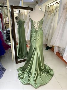 Robes de soirée pour femmes en satin <span class=keywords><strong>vert</strong></span>, nouvelle broderie, sans manches, sirène, dos lacé - Product Image 3
