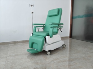 Poltrona Reclinabile Elettrica Regolabile MT MEDICAL per Dialisi con Inclinazione dello Schienale 0° ° -75 °   Asta per infusione per uso clinico nefrologico. - Product Image 3