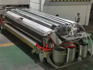 Certification de qualité Nouvelle conception Feuille de porte pulvérisateur alternatif Machine de pulvérisation pour le traitement des meubles de porte <span class=keywords><strong>en</strong></span> <span class=keywords><strong>bois</strong></span> - Product Image 5