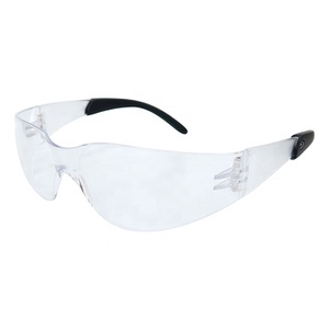 Lunettes de sécurité économiques ANSI Z87.1 avec lentille en polycarbonate transparent et embouts en PVC pour protection des yeu - Product Image 4