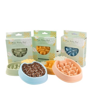 Toptan Evcil Hayvan Malzemeleri Mısır Ananas Şeklinde Kaymaz Plastik Köpek Mama Kabı Su Kabı Evcil Hayvan Besleme Kutusu Paketli - Product Image 1