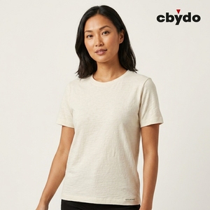 T-Shirt Personalizzata Cbydo in Cotone Organico GOTS, Maglietta Unisex a Collo Tondo, Abbigliamento Casual Sostenibile con Stampa DTG del Logo - Product Image 1