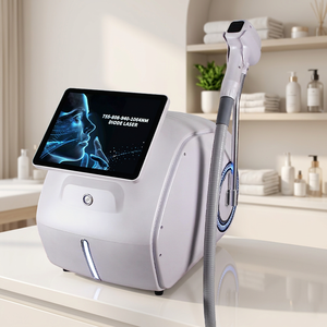 Máquina Profesional de Depilación Láser de Diodo de 4 Longitudes de Onda, Tecnología Sin Cristal, Aprobada por la CE, para Uso en Salones y Clínicas - Product Image 1
