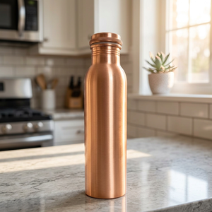 Bouteille d'eau classique en cuivre 1L, anti-fuite, vaisselle ayurvédique, multi-usages pour la maison et le bureau, export mondial en gros - Product Image 5