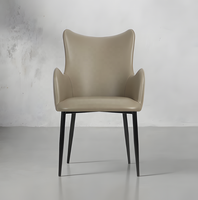 Chaise de salle à manger italienne en cuir de luxe léger, fauteuil moderne haut de gamme avec dossier rembourré