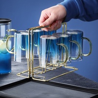 Ensemble de bouteilles en verre pour eau potable Ensemble de bouteilles d'eau de couleur différente Verres à pichet avec poignée Plateau 6pcs Gobelet à eau