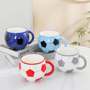 Penjualan laris mug bentuk bola sepak keramik kustom Logo klub sepak bola cangkir kopi keramik suvenir penggemar sepak bola - Product Image 1