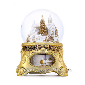 Wholesale Customsized Size Resin Water <b>Globe</b> Water <b>Snow</b> <b>Globe</b> Ball <b>Christmas</b> Decor - Product Image 1