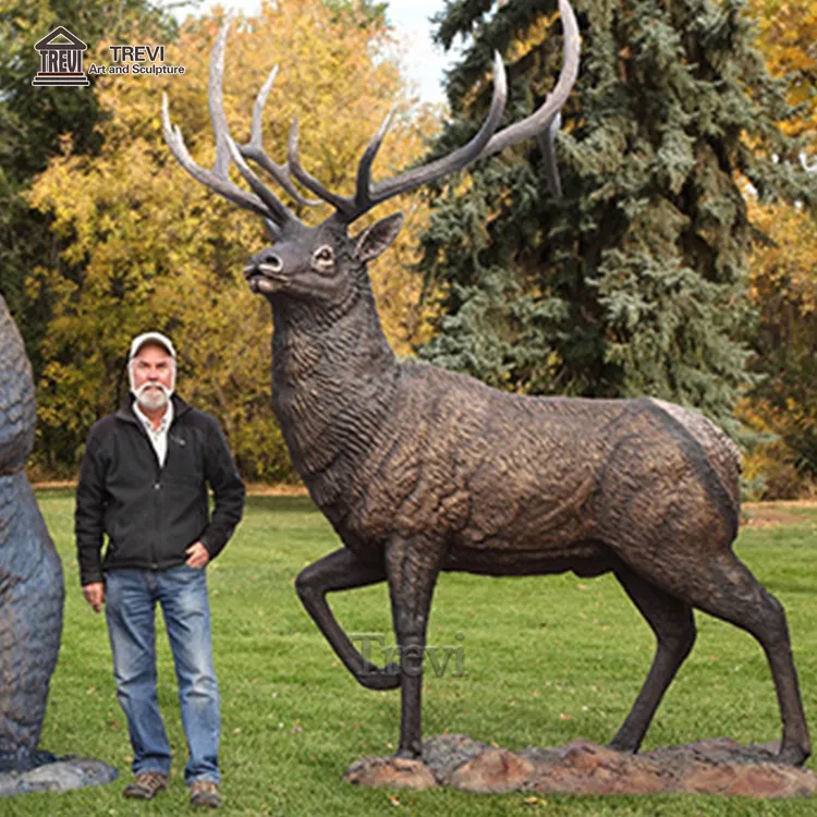 Statua di alce di bronzo all'aperto di rame d'ottone a grandezza naturale grande scultura del giardino animale del metallo dei cervi