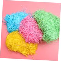 Kertas pemotong kerut warna merah muda mengisi kertas Kraft daur ulang kertas rumput lafit dekoratif pengisi kertas robek untuk kotak hadiah