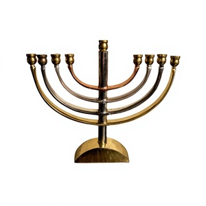 Chandelier en laiton de style européen à 9 bras, design vintage, pour décoration de table, mariages juifs et fêtes - Product Image 1