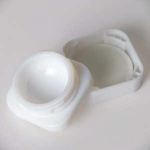 Pot en verre Cannacoast 3ml 5ml 9ml UV Violet Noir Opale Blanc Opale, pot en verre CR, à l'épreuve des enfants, rond, pour concentré - Product Image 4
