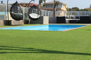 Gazon paysager ALPHA multidirectionnel, super naturel et de qualité supérieure, tapis de gazon pour jeux en plein air - Product Image 5