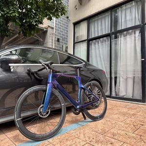 Bicicleta de Carretera de Fibra de Carbono Kozo de 7.8 KG, Venta Directa de Fábrica, con Cambios Hidráulicos Shimano 105 Di2 R7170 (2*12 Velocidades) - Product Image 6