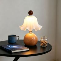 Lampe de chevet vintage de style européen avec chargeur USB tactile, veilleuse florale, lampe de table d'ambiance pour bureau et décoration intérieure