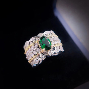Anello Floreale alla Moda, Design Minimalista ed Elegante con Pietra Verde, Gioiello da Donna per Uso Quotidiano, Anello Statement - Product Image 4