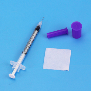 Seringues jetables violettes avec tampons pré-imprégnés d'alcool assortis 0,3 ml/0,5 ml/1,0 ml Aiguille 29G-32G Longueur 6 mm/8 mm/13 mm U-100 Écologiques EO - Product Image 4