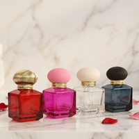 Flacon de parfum coloré de 50 ml en verre épais carré, imprimé sérigraphié, pour huiles essentielles et cosmétiques, vaporisateur de voyage