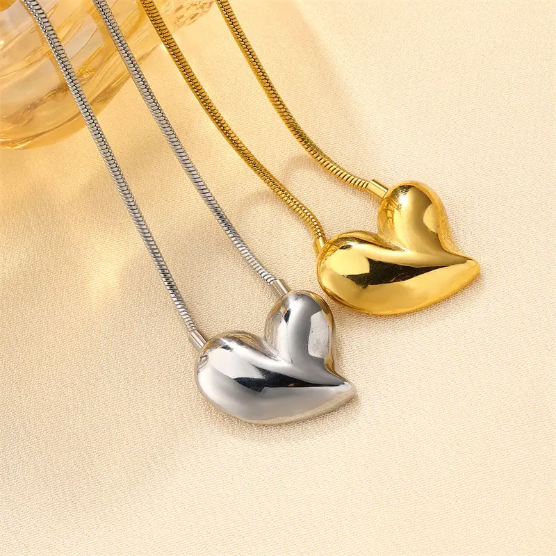 Hochwertige klobige Edelstahl-Halsketten Mode vergoldetes Herz verstellbare Halsketten für Mädchen Frauen