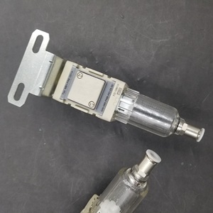Válvula Reguladora de Presión Rexroth R412010497 1/4 Pulgadas, Filtro de Gas a Temperatura Normal - Product Image 1