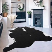 Extrem luxuriöser, individuell gestalteter Patchwork-Teppich aus echtem Kuhfell und Teppich für die Inneneinrichtung