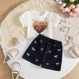 2026 ฤดูร้อนเด็กกางเกงขาสั้นผ้ายีนส์พิมพ์ลายหัวใจสไตล์ฤดูร้อนแฟชั่นของเด็กผู้หญิงกางเกงร้อนชุดเสื้อผ้าเด็กชุด 3-7Y - Product Image 1