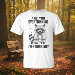 T-shirt Raccoon Overthinking avec image amusante pour hommes et femmes, vêtements décontractés - Product Image 3