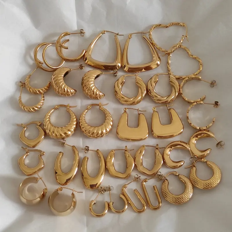 Hypoallergenic गहने 316L स्टेनलेस स्टील 18K पीवीडी सोना मढ़वाया घेरा कान की बाली महिलाओं के लिए