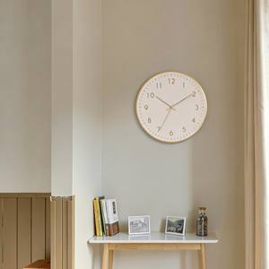 Reloj de Pared Metálico Silencioso de 10 Pulgadas en Rosa Pastel, Decoración para Habitación Infantil, Sala de Juegos o Dormitorio Juvenil - Product Image 2