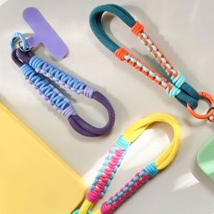 Lanière courte tressée créative détachable anti-perte pour téléphones portables et porte-clés – Nœuds colorés en polyester durable - Product Image 6