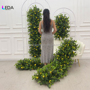 Nuevo Arreglo Floral LEDA con Hojas de Limón Artificiales, Decoración para Bodas, Camino de Mesa con Frutas Verdes y Amarillas para Eventos y Fiestas - Product Image 2