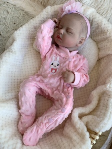 Il cavallo idolo Pusy Kurhn corregge anatomicamente la giovane vita femminile al Video Robot non verniciato Kit Vollence Reborn Doll - Product Image 4