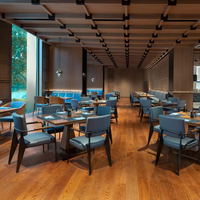 Ensemble de mobilier de restaurant moderne sur mesure, design intérieur doux pour les cafés, les hôtels, les villas - Solution tout-en-un