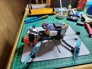 Moteur T-Motor F1404 2900KV/3800KV/4600KV Moule privé pour drone de course Fabriqué en Chine dans le Guangdong - Product Image 5