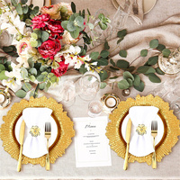 Assiettes de Présentation 13 Pouces Motif Corail, Assiettes de Présentation Dorées en Plastique pour Dîner, Mariage et Décor de Fête, Assiettes de Présentation Métalliques à Bord Festonné