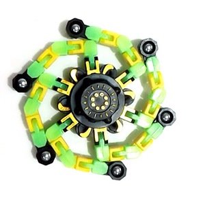 Muestras Gratis de Fidget Spinners: Juguete Robot Transformable con Cadena, Spinner Mecánico para Dedos - Product Image 6