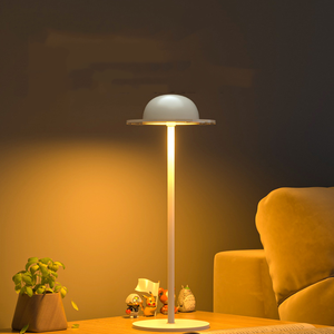 Lámpara de Mesa Recargable USB de 5V con Forma de Planeta, Luz Nocturna Creativa de Acrílico con Diseño de Luna Estrellada, Lámpara de Escritorio con Control Remoto - Product Image 3