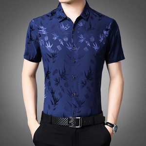 Chemise à manches courtes en soie glacée à motif floral pour homme, fine, respirante, coupe ample, tenue décontractée d'été - Product Image 1